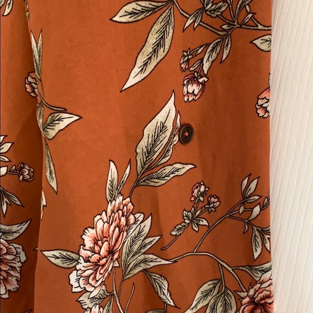 Floral button down tunic - Picture 4 of 6